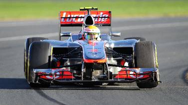 Lewis Hamilton gana la   <em>pole</em>  en Australia
