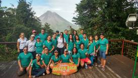 20 jóvenes sordos de la zona norte y Sarapiquí se capacitan en turismo rural sostenible