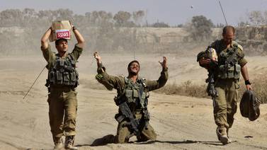 Escépticos, Israel y Hamás aceptan tregua de 72 horas     