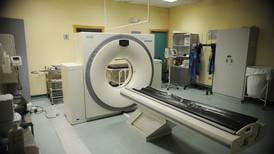Hospital San Juan de Dios hará 300 tomografías con horas extra y compra de servicios