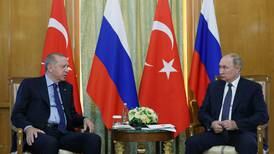 Reunión entre presidentes de Rusia y Turquía se centra en Ucrania y Siria 