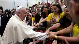 Papa Francisco finaliza visita a Sarajevo tras enviar mensaje de paz