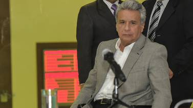 Fiscalía de Ecuador pide arresto domiciliario para expresidente Moreno por corrupción