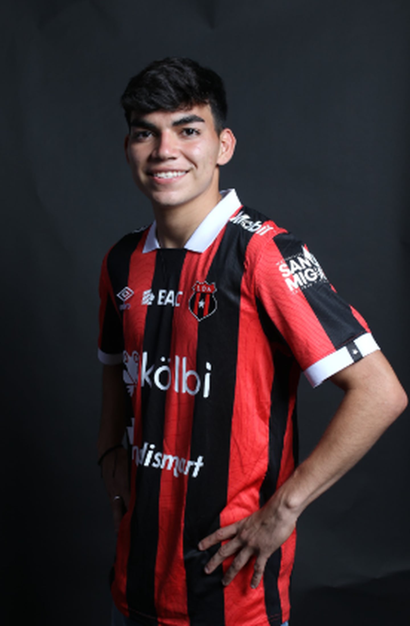 Leonardo Menjívar es nuevo futbolista de Alajuelense. Foto: Prensa Alajuelense