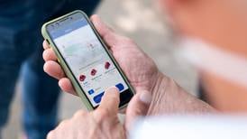 MOPT y Consejo de Transporte Público chocan sobre uso de ‘app’ para taxis rojos