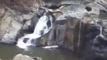Mujer muere ahogada en poza 'El Salto' en Nicoya