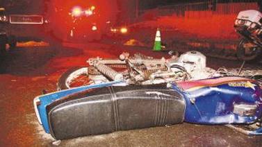 Motociclista fallece en colisión frontal contra un vehículo