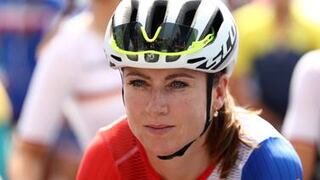 Holandesa que se cayó en prueba de ciclismo de ruta sufrió fracturas vertebrales