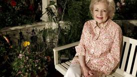 La famosa actriz Betty White muere a solo días de festejar sus 100 años 