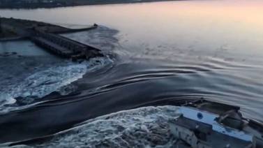 Rusia y Ucrania se culpan tras el bombardeo de la represa de Kajovka, infraestructura clave para Crimea