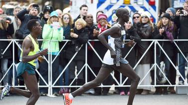 Wilson Kipsang de Kenia triunfó en la Maratón de Nueva York