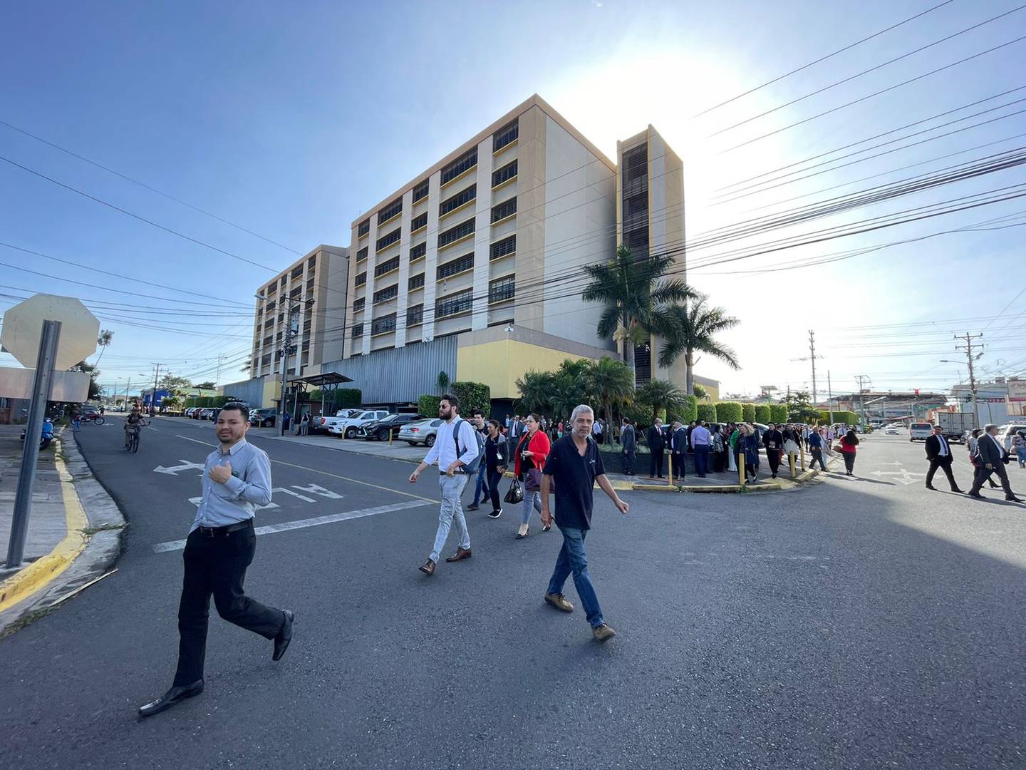 Evacuan Tribunales de Goicoechea por sismo