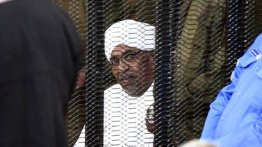 Expresidente de Sudán Omar al-Bashir condenado por corrupción