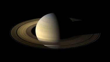 Las tormentas blancas en Saturno se generan por acción del vapor de agua
