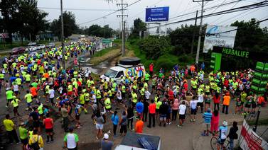Media maratón Herbalife añade nuevo reto para 100 atletas: nadar dos kilómetros  