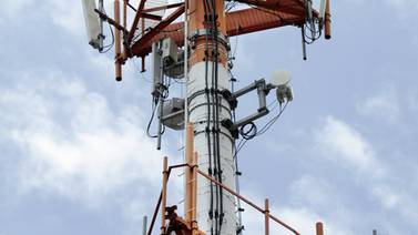  Otros ayuntamientos mantienen  trabas a torres celulares