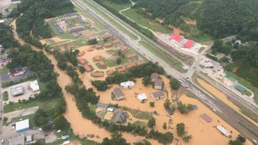 Sube a 21 la cifra de fallecidos por inundaciones en el sur de Estados Unidos