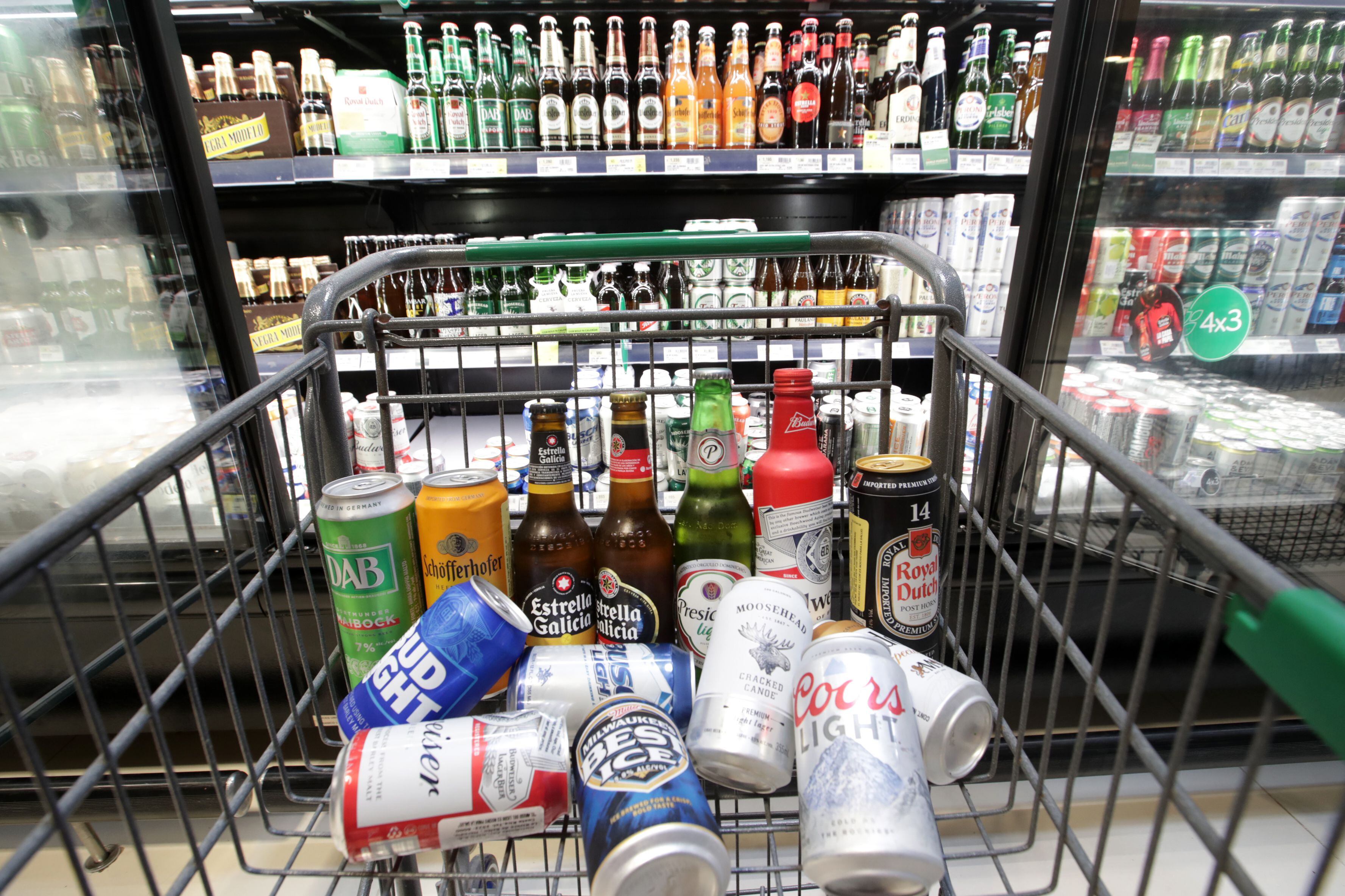 Los costarricenses pagan hoy un tributo del 10% sobre precio de importación sobre cervezas extranjeras.