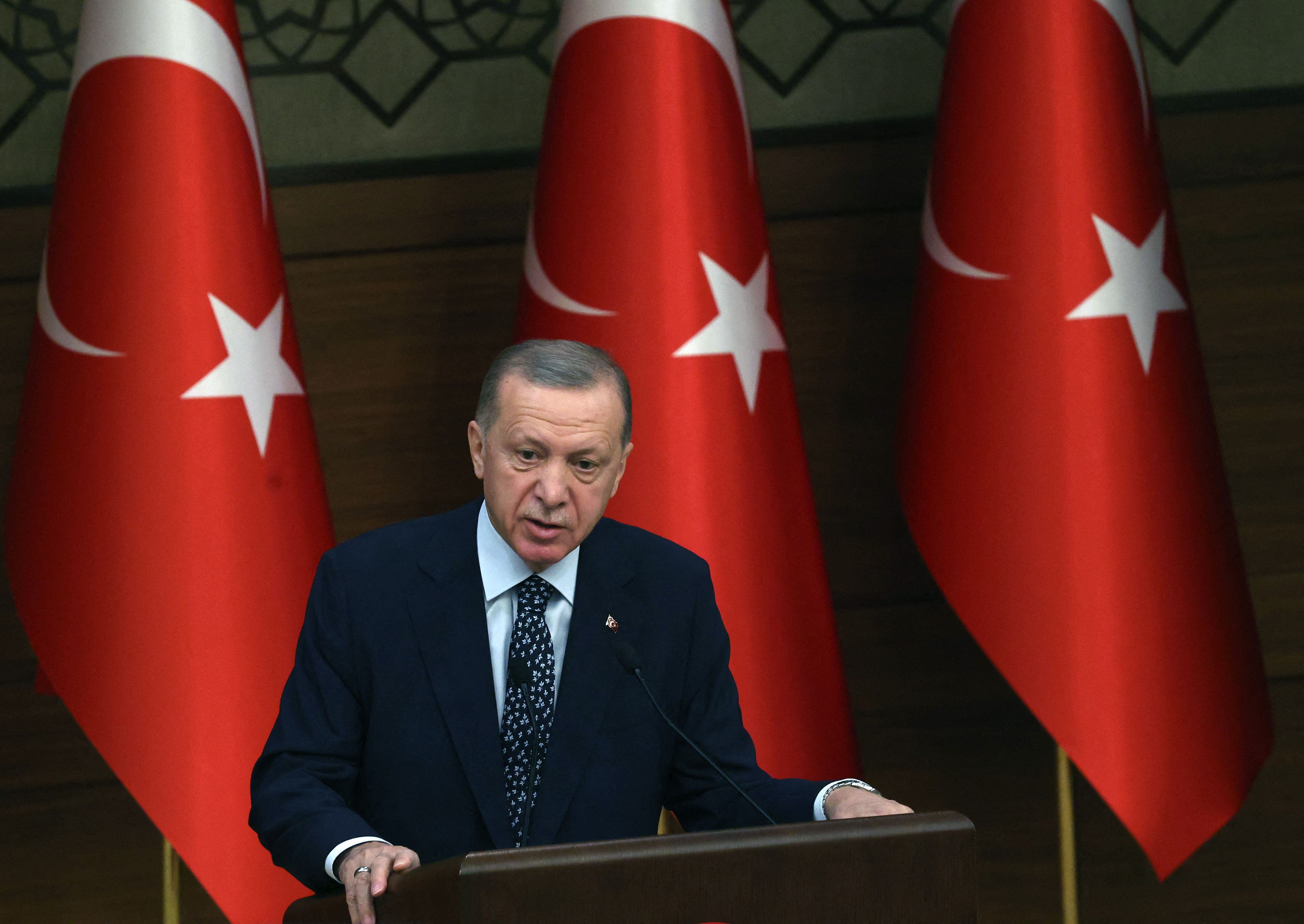 El presidente turco, Recep Tayyip Erdogan, pronuncia un discurso en la Conferencia Internacional del Defensor del Pueblo en el complejo presidencial de Ankara, Turquía, el 11 de enero de 2023.