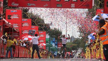 Elías Vega le dio una recompensa a Nestlé Giant en la Vuelta a Guatemala 