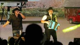 Grupo Frontera desgalilló a Costa Rica en su explosivo concierto