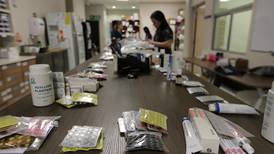 Atrasos de proveedor provocan escasez de fármaco para enfermos de VIH-sida