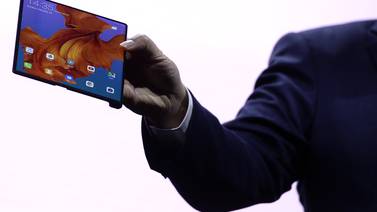 CES 2020:  Teléfono plegable de Huawei roba miradas en feria tecnológica