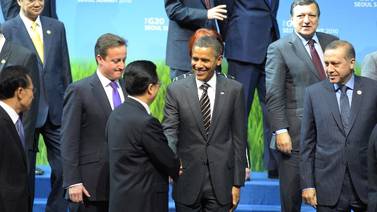 G20 promete evitar devaluaciones unilaterales para frenar guerra de divisas
