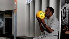 Conozca cuál es el primer país en tener un estadio llamado ‘Pelé’ en honor a la leyenda brasileña 