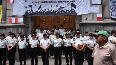 Militarización de la Policía en Guatemala provoca críticas
