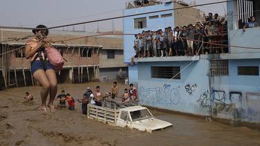 Al menos 72 muertos por fuertes lluvias en Perú