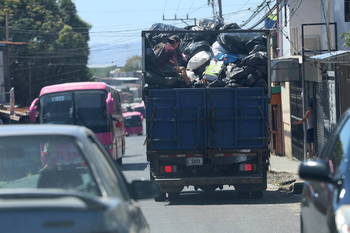27/02/2023    Ls Csrpio. Camiones recolectores de basura, Foto: Rafael Pacheco Granados
