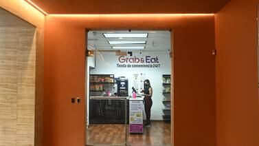 Grab & Eat, una tienda siempre abierta y sin dependientes, quiere ganarse un puesto en los residenciales 