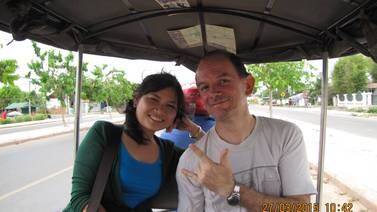 Ticos lejos del hogar: Subirse a un taxi en Camboya le dio un giro inesperado a su vida 
