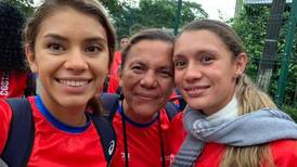A las hermanas Andrea y Noelia Vargas las separan 6.500 kilómetros pero las une el mismo afán