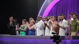 Finalistas de ‘Dancing with the Stars’ se aferran al público para conquistar cetro