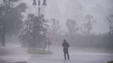 Huracán Delta llega a tierra y golpea el estado de Luisiana