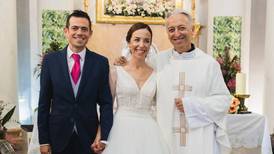 ‘Cura Tinder’, el sacerdote que empareja jóvenes con los mismos intereses en España