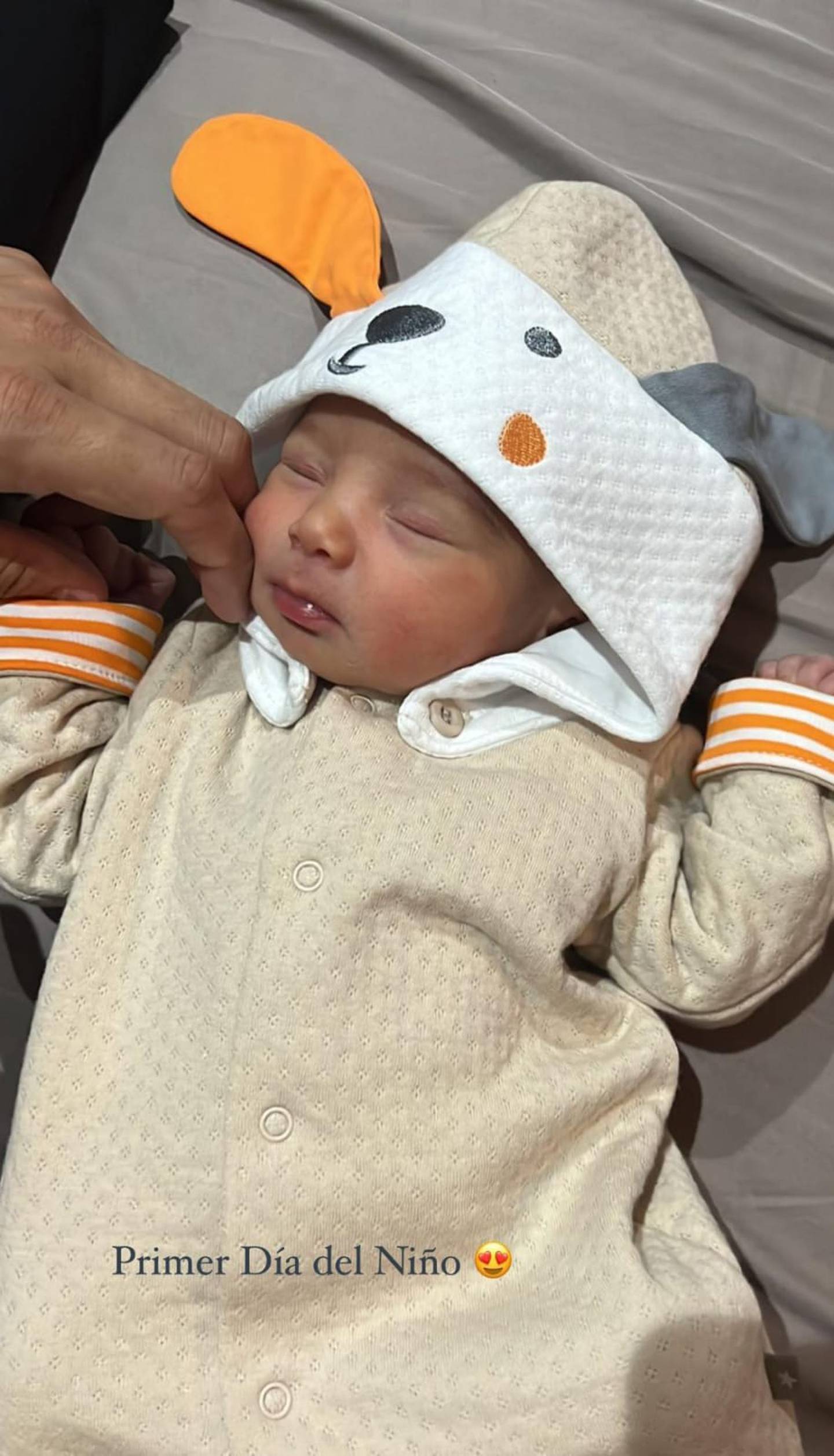 MIchelle Naranjo tuvo a su primogénito Fernando esta misma semana, apenas para celebrarle el Día del Niño. Foto: Instagram