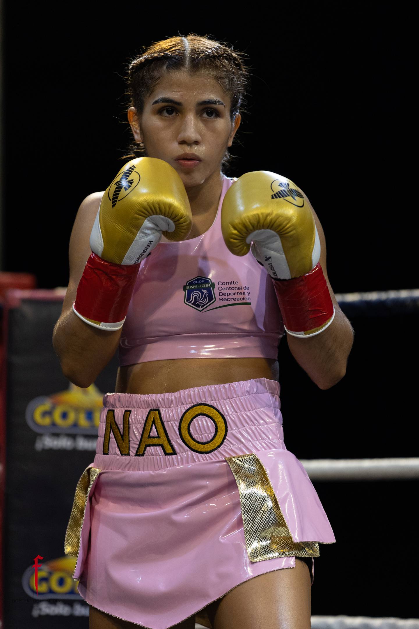 Naomy Valle, boxeadora