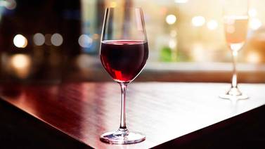 El vino tinto podría enriquecer la flora intestinal