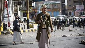Milicia chiita controla el palacio presidencial en Yemen