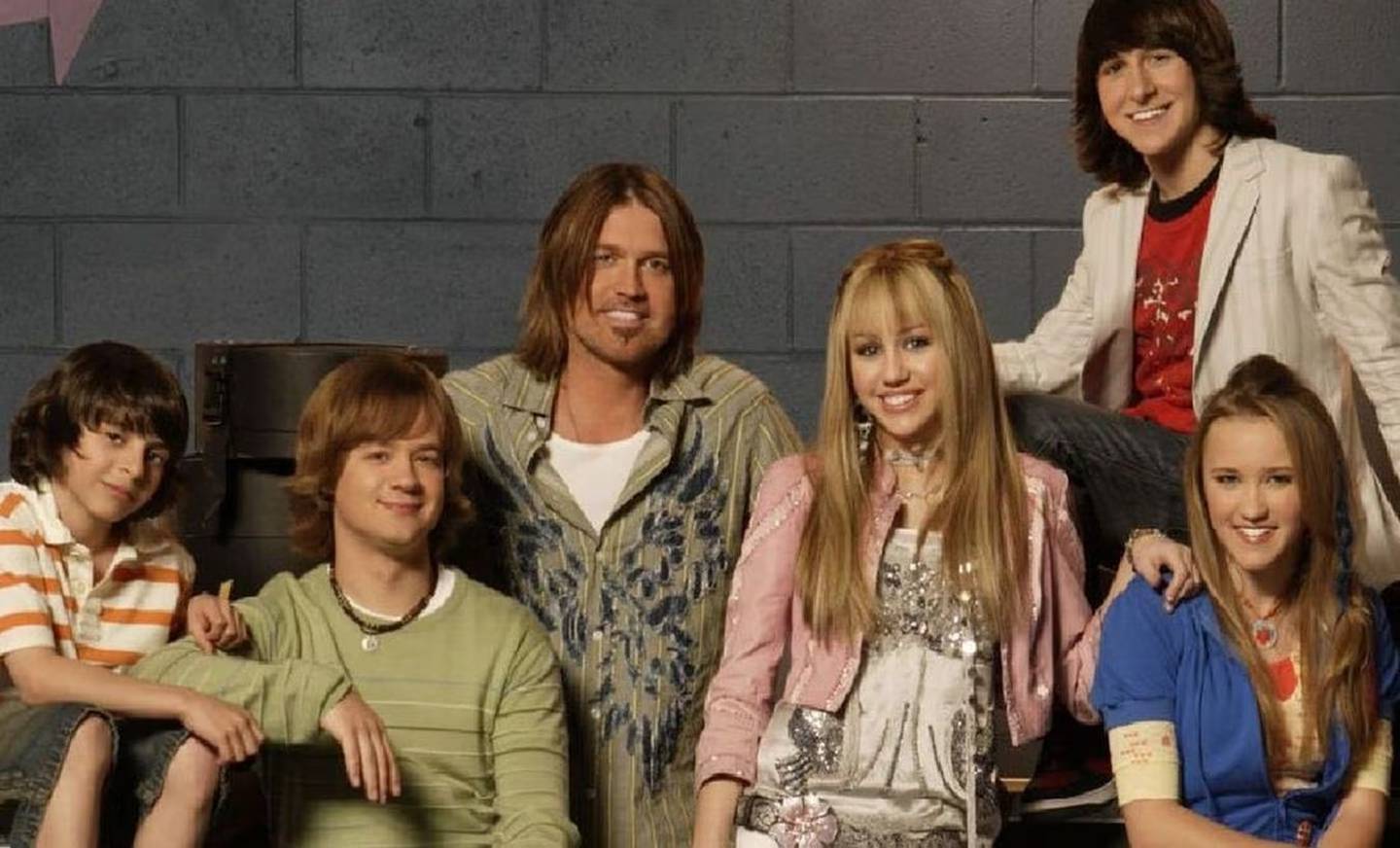 Hannah Montana, elenco de la popular serie. Mitchel Musso interpretaba a Oliver Oken, amigo de Miley