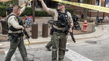 Detenido sospechoso de tiroteo que dejó seis muertos y 24 heridos en desfile de Chicago 