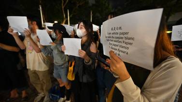 Nueva protesta estudiantil en China pese a relajación del covid cero