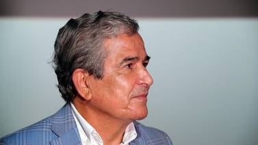 Jorge Luis Pinto acusó a Claudio Vivas: ‘Me faltó el respeto’