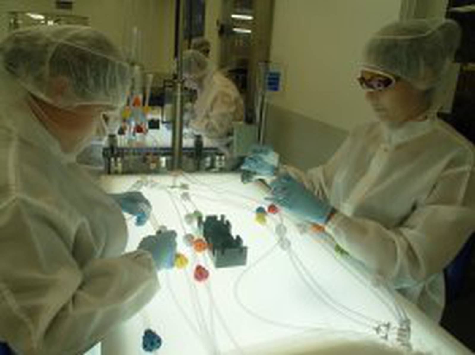 Baxter invertirá 6,5 millones en centro para esterilización de dispositivos médicos La Nación