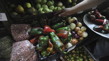 Inflación interanual de Costa Rica cierra en -1,77% en 2023: ¿cuáles bienes subieron más de precio?