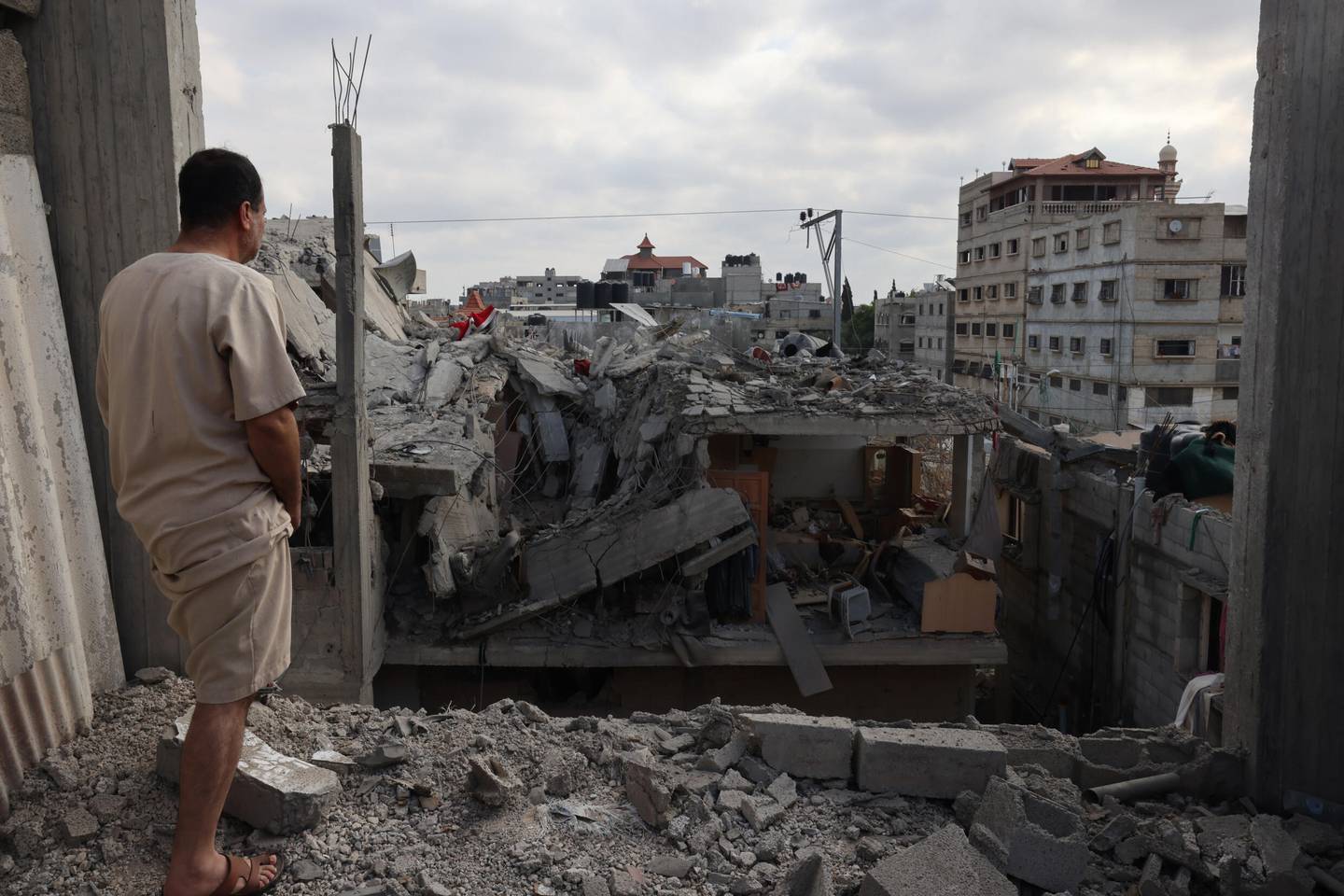 Este martes el ejército israelí continuó bombardeando Ciudad de Gaza y Jan Yunis.
