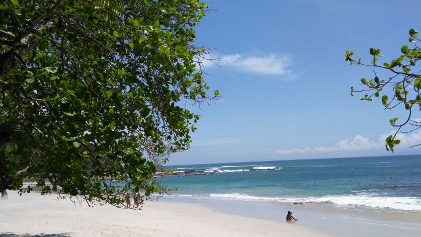 Playa Blanca se ubica en la zona de Punta Leona, Puntarenas. Foto: Go Playa